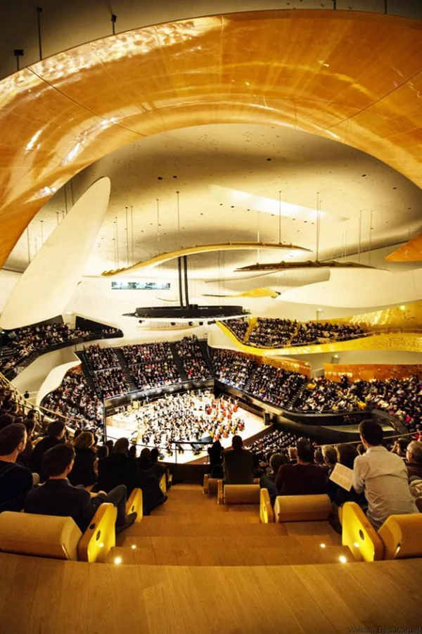 LOC - 1-grande_salle_c_w-beaucardet-06