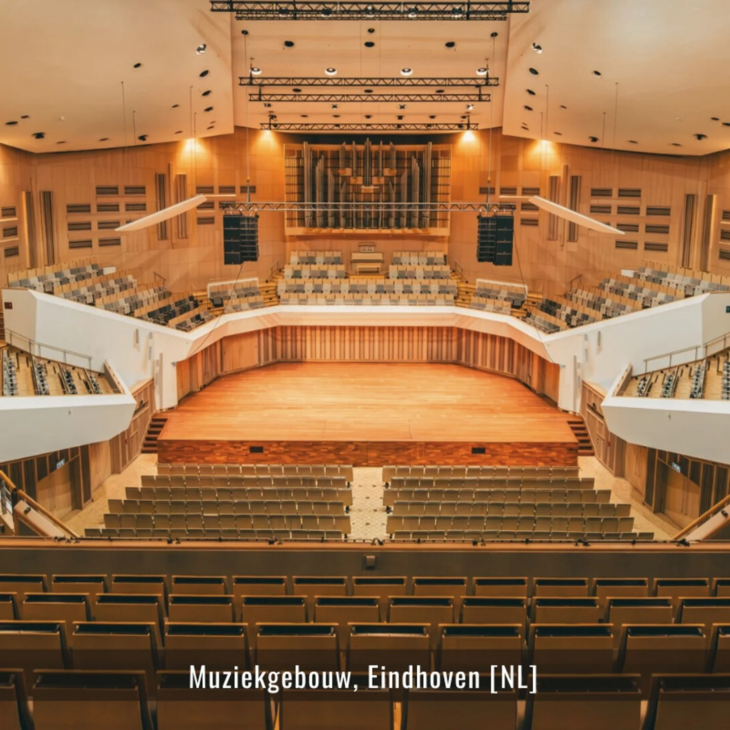 NL_Muziekgebouw-Eindhoven-interieur