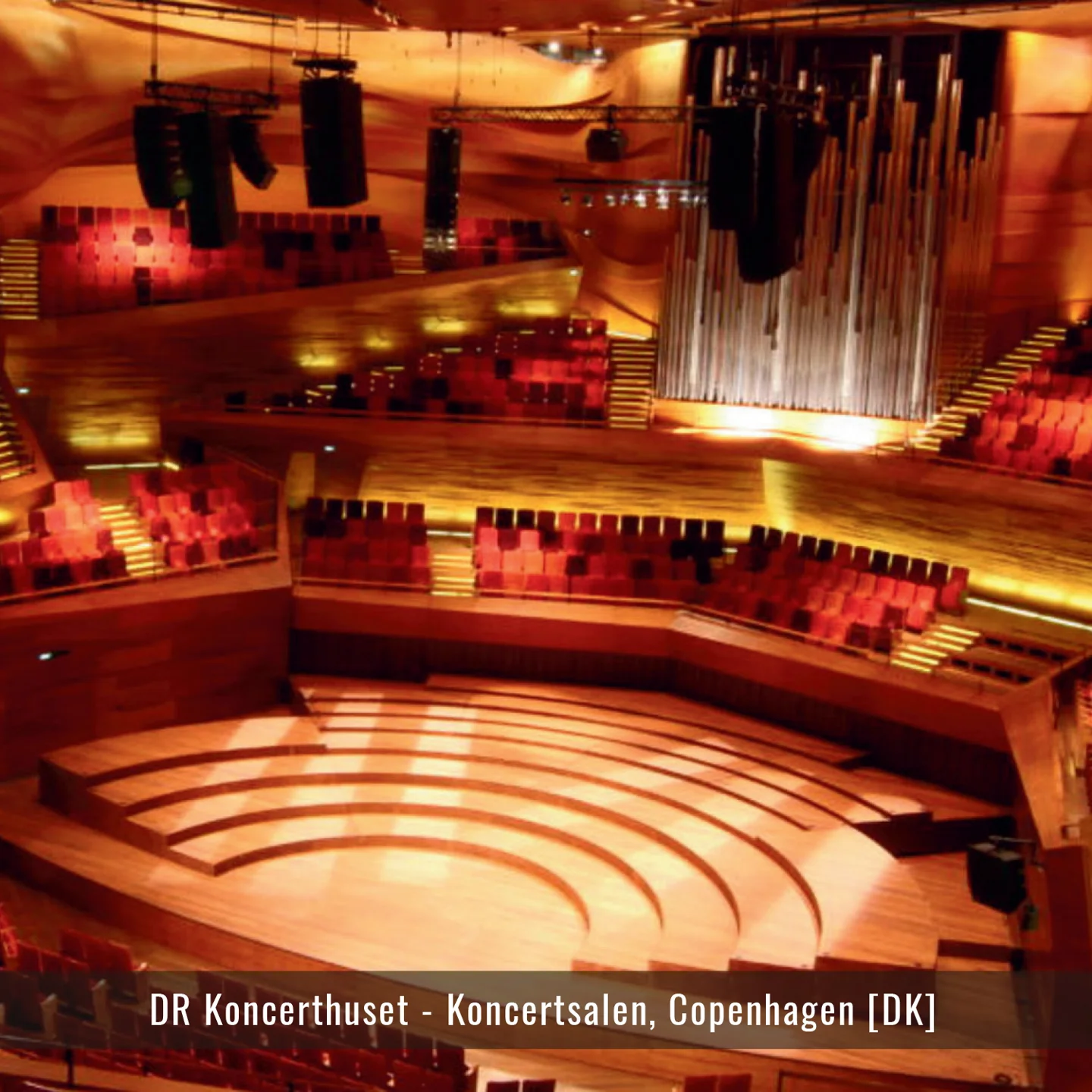 DK_Copenhague-DR-Koncerthuset-Koncertsalen-interieur