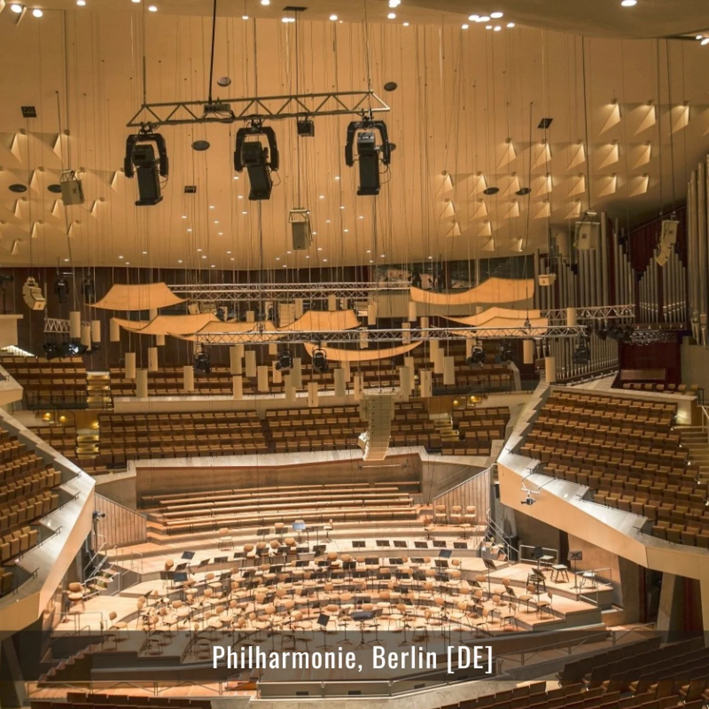 DE_Berlin-Philharmonie-interieur