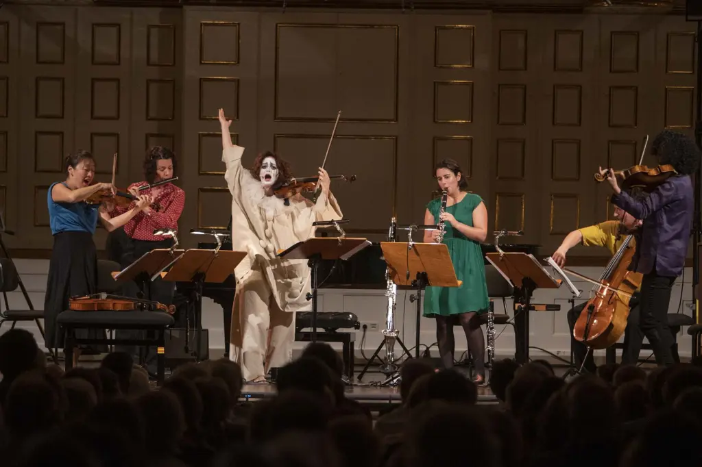 kopatchinskaja-and-friends-2021-c-sf-marco-borrelli-04-2000x1333