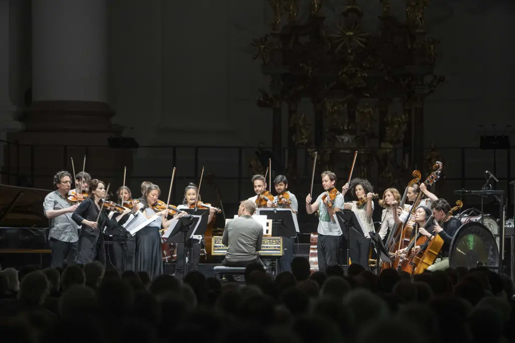 dies-irae-kopatchinskaja-2021-c-sf-marco-borrelli-01-2000x1333