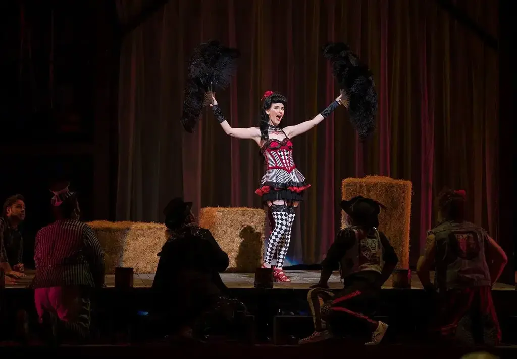 jeni-houser-zerbinetta-ariadne-auf-naxos-austin-opera