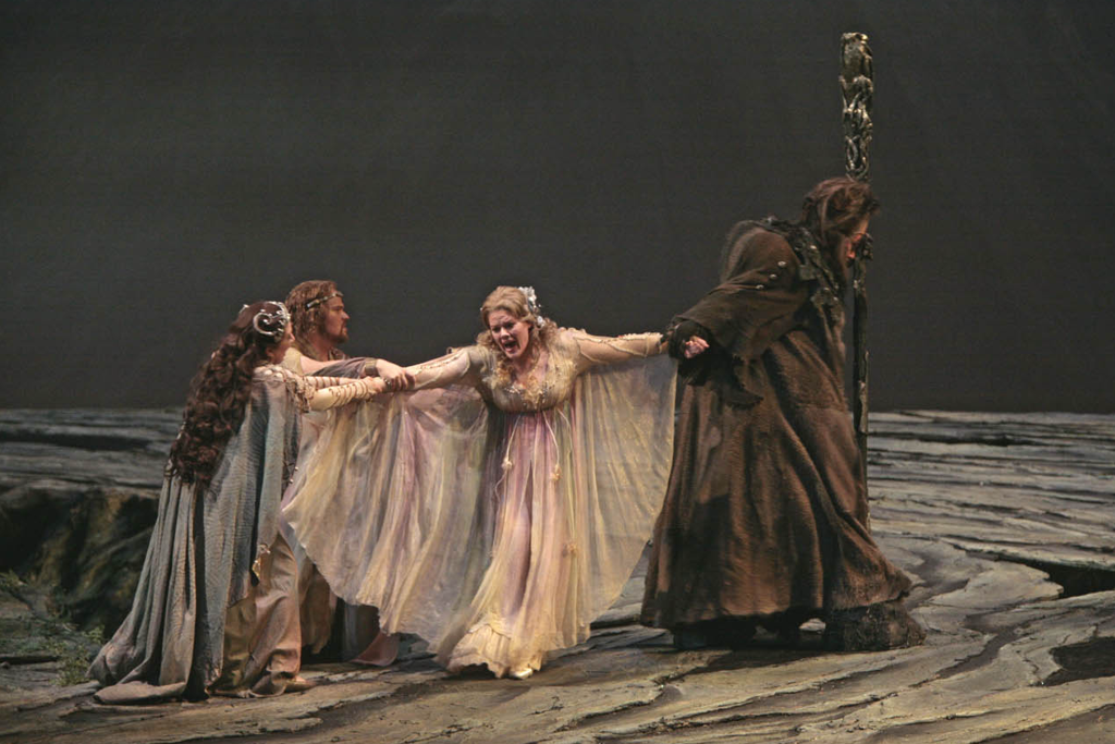 wendy-bryn-harmer-das-rheingold-metropolitan-opera-beatriz-schiller