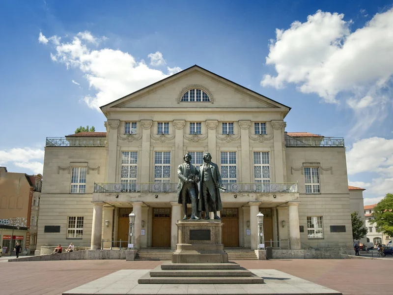 02_Außenansicht-DNT-Weimar-05-Foto_Thomas-Mueller-2000x1500